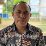 Percepat Vaksinasi Dosis Kedua, Pemkab Mubar Door to Door ke Rumah Warga Kepala Dinas Kesehatan Mubar LM Ishar Masiala