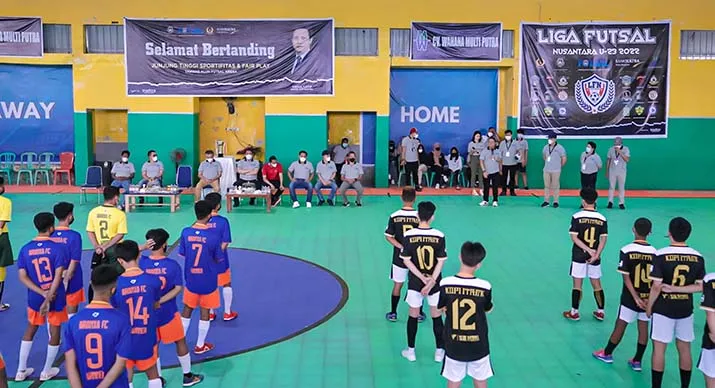 Ketum AFP Sultra Resmikan Liga Futsal Nusantara U-23 2022 di Kendari