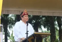 Serap Aspirasi Warga, Airlangga Diminta Mencalonkan Diri di Pilpres 2024 Serap Aspirasi Warga, Airlangga Diminta Mencalonkan Diri di Pilpres 2024