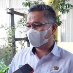 Jelang Akhir Jabatan, Wali Kota Kendari Mulai Kemasi Barang Pribadinya dari Rujab Stok Minyak Goreng Langka, Wali Kota Kendari Imbau Warga Tak Panik