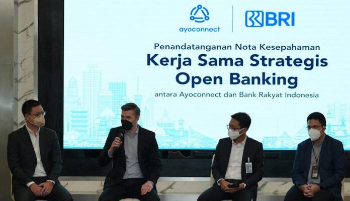 Tingkatkan Inklusi Keuangan, BRI Jalin Kerja Sama dengan Ayoconnect Olah Open Banking