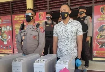 Pencuri Baterai Tower Telkomsel di Kendari Ditangkap, Dua Masih DPO Pencuri Baterai Tower Telkomsel di Kendari Ditangkap, Dua Masih DPO