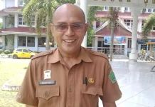 Pemkab Konawe Bakal Memberikan Beasiswa untuk ASN dan Non-ASN Pemkab Konawe Bakal Memberikan Beasiswa untuk ASN dan Non-ASN