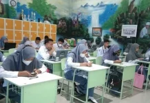 MA Pesri Kendari Gelar Ujian Berbasis Android MA Pesri Kendari Gelar Ujian Berbasis Android