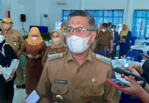 Wali Kota Kendari Larang Ritel Modern Terapkan Syarat Pembelian Minyak Goreng Wali Kota Kendari Larang Ritel Modern Terapkan Syarat Pembelian Minyak Goreng