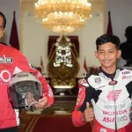 Pembalap Astra Honda Veda Ega Jumpai Jokowi dan Ikut Parade MotoGP Mandalika Pembalap Astra Honda Veda Ega Jumpai Jokowi dan Ikut Parade MotoGP Mandalika