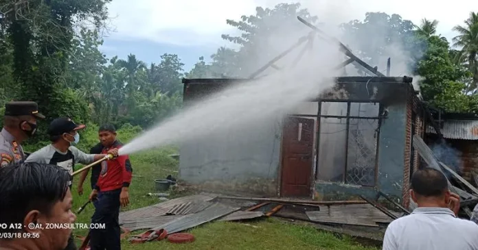 Korsleting, Satu Unit Rumah di Wawotobi Terbakar, Kerugian Ditaksir Rp100 Juta