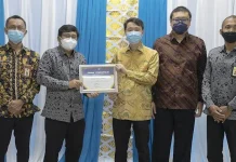 Startup Indodax Terima Penghargaan Patuh Pajak dari DJP Kementerian Keuangan Startup Indodax Terima Penghargaan Patuh Pajak dari DJP Kementerian Keuangan