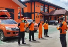 Terpeleset Saat Tarik Jangkar, Seorang Awak Kapal Hilang di Laut Moramo Utara Terpeleset Saat Tarik Jangkar, Seorang Awak Kapal Hilang di Laut Moramo Utara