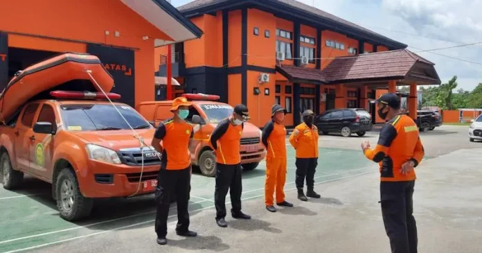 Terpeleset Saat Tarik Jangkar, Seorang Awak Kapal Hilang di Laut Moramo Utara