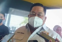 Anton Timbang Sebut 3 Orang Paling Berjasa dalam Perjalanan Kadin di Sultra Anton Timbang Sebut 3 Orang Paling Berjasa dalam Perjalanan Kadin di Sultra