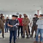 Forum Masyarakat Kota Lama Adukan Mandiri Karya Finance ke DPRD Forum Masyarakat Kota Lama Adukan Mandiri Karya Finance ke DPRD
