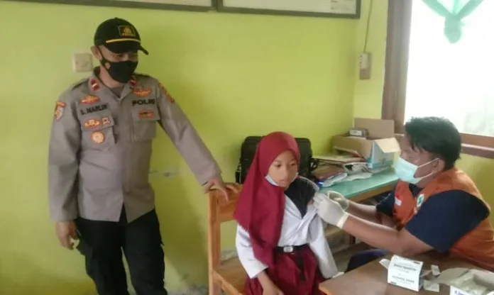 146 Siswa SD di Onembute Konawe Ikuti Vaksinasi Covid-19