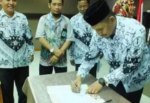 Kasus Penganiayaan Siswa ke Guru PJOK di SMPN 6 Konsel Dapat Kecaman Kasus Penganiayaan Siswa ke Guru PJOK di SMPN 6 Konsel Dapat Kecaman