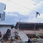 Puting Beliung Terjang Desa Ameroro Konawe, Puluhan Rumah Rusak Puting Beliung Terjang Desa Ameroro Konawe, Puluhan Rumah Rusak