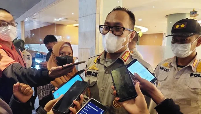 20220406_190127 Kepala Satpol PP Kota Kendari Samsul Alam