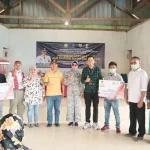 BPR Bahteramas Serahkan Dua Paket Alat Produksi Minyak Kelapa Dalam di Buton BPR Bahteramas Serahkan Dua Paket Alat Produksi Minyak Kelapa Dalam di Buton