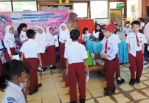 Dukcapil Kendari Cetak 2.123 Kartu Indentitas Anak Dukcapil Kendari Cetak 2.123 Kartu Indentitas Anak
