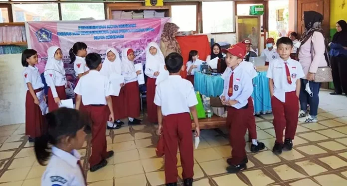 Dukcapil Kendari Cetak 2.123 Kartu Indentitas Anak