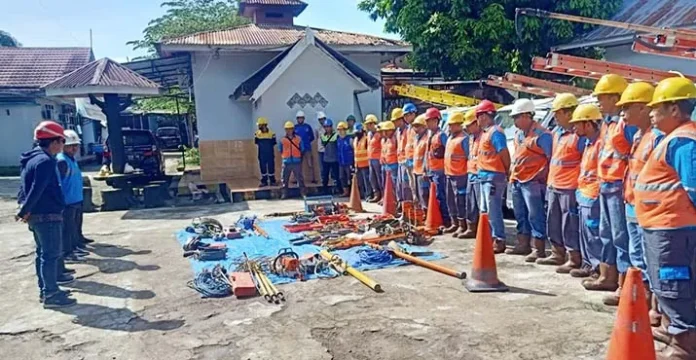 Jaga Pasokan Listrik Selama Ramadan, PLN UIW Sulselrabar Siagakan 2.413 Personel