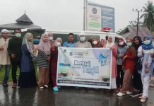 RSUD Mubar Bagikan Takjil kepada Masyarakat Pengguna Jalan RSUD Mubar Bagikan Takjil kepada Masyarakat Pengguna Jalan