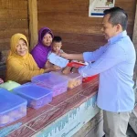 Kadin Konawe Beri Bantuan Modal Usaha ke Pelaku UMKM Kadin Konawe Beri Bantuan Modal Usaha ke Pelaku UMKM