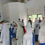 Eliati Haliana Kukuhkan Pengurus BKMT Wangiwangi Eliati Haliana Kukuhkan Pengurus BKMT Wangiwangi