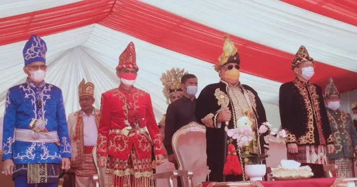 Upacara Peringatan HUT Sultra ke-58, Pejabat Pemprov Kenakan Pakaian Adat
