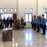 Pemkab Mubar Lantik 15 Auditor yang Lulus Ujian Pelatihan Pemkab Mubar Lantik 15 Auditor yang Lulus Ujian Pelatihan