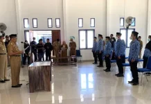 Pemkab Mubar Lantik 15 Auditor yang Lulus Ujian Pelatihan Pemkab Mubar Lantik 15 Auditor yang Lulus Ujian Pelatihan