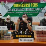 Kejari Buton Tetapkan Tersangka Kasus Pengadaan Saluran Air Kejari Buton Tetapkan Tersangka Kasus Pengadaan Saluran Air