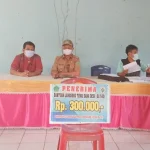 80 KPM di Desa Mokaleleo Konawe Terima BLT-DD Tahap Pertama 80 KPM di Desa Mukaleleo Konawe Terima BLT-DD Tahap Pertama