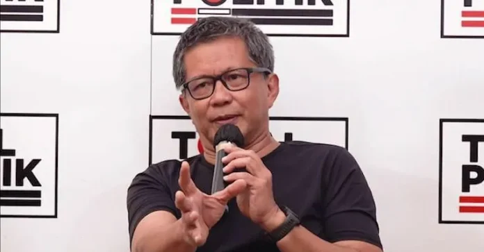 Rocky Gerung Sebut Golkar Model Parpol Paling Bagus di Indonesia Rocky Gerung Sebut Golkar Model Parpol Paling Bagus di Indonesia