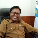 Tahun 2022 Ini, Pemkab Wakatobi Fokus Bangun Jalan di Pulau Kaledupa dan Binongko Kepala Dinas Pekerjaan Umum dan Tata Ruang (PUPR) Kabupaten Wakatobi Kamaruddin
