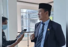 Paripurna Peringatan HUT ke-9 Konkep, Ini Harapan Ketua DPRD Ketua Dewan Perwakilan Rakyat Daerah (DPRD) Kabupaten Konawe Kepulauan (Konkep), Sulawesi Tenggara (Sultra), Ishak