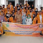 60 Mahasiswa UHO Kuliah Kerja Lapangan di Konawe 60 Mahasiswa UHO Kuliah Kerja Lapangan di Konawe