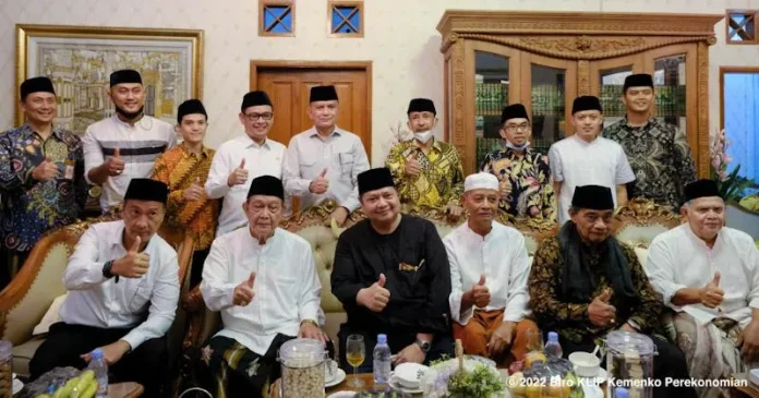 Sowan ke Ponpes Cipasung untuk Membantu Santri Berwirausaha, Airlangga Malah Didoakan Jadi Presiden