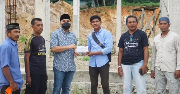 AJP Bantu Pembangunan Masjid Jabal Uhud di Mandonga