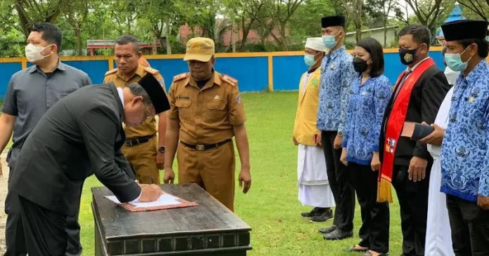 209 CPNS di Mubar Terima SK 100 Persen, Bupati Ingatkan untuk Tidak Malas Berkantor