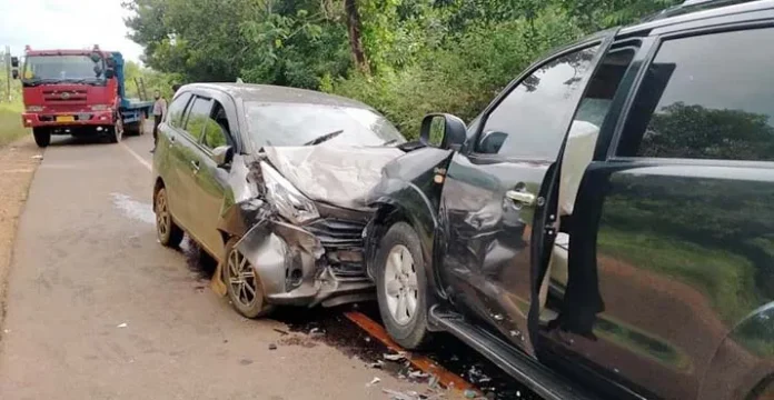 Mobil Kepala Kanwil Kemenag Sultra Kecelakaan di Kolaka