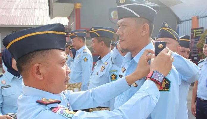 15 Pegawai Rutan Unaaha Disematkan Pangkat dan Golongan Baru