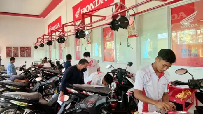 IMG-20220530-WA0062 AHASS Go To School di 21 SMK Binaan Honda Sukses Digelar