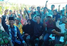 Bupati Wakatobi Kembali Salurkan Bantuan Tunai ke 2.087 Jiwa Warga Tomia Bupati Wakatobi Kembali Salurkan Bantuan Tunai ke 2.087 Jiwa Warga Tomia