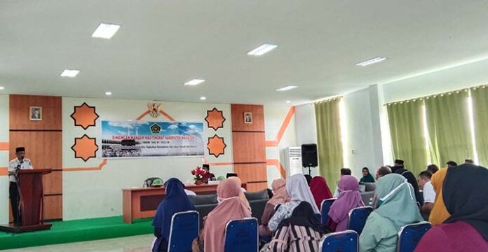 Bupati Haliana Tanggung Biaya Tiket Kapal Calon Jemaah Haji Asal Wakatobi