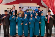 Enam Ketua TP PKK Kecamatan di Muna Barat Resmi Dilantik Enam Ketua TP PKK Kecamatan di Muna Barat Resmi Dilantik