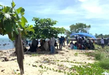 Libur Lebaran, Masyarakat Padati Pantai Pajala Mubar Libur Lebaran, Masyarakat Padati Pantai Pajala Mubar