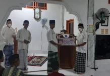 Bupati Wakatobi Serahkan Bantuan Masjid di Kelurahan Wanci Bupati Wakatobi Serahkan Bantuan Masjid di Kelurahan Wanci