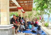 Pantai Mutiara di Buteng Jadi Pilihan Rekreasi Keluarga Usai Lebaran Pantai Mutiara di Buteng Jadi Pilihan Rekreasi Keluarga Usai Lebaran