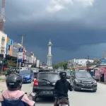 Ini Alasan Wilayah Sultra Masih Sering Diguyur Hujan Meski Sudah Masuk Musim Kemarau Arus Balik Lebaran, BMKG Imbau Pemudik di Sultra Waspada Potensi Cuaca Ekstrem