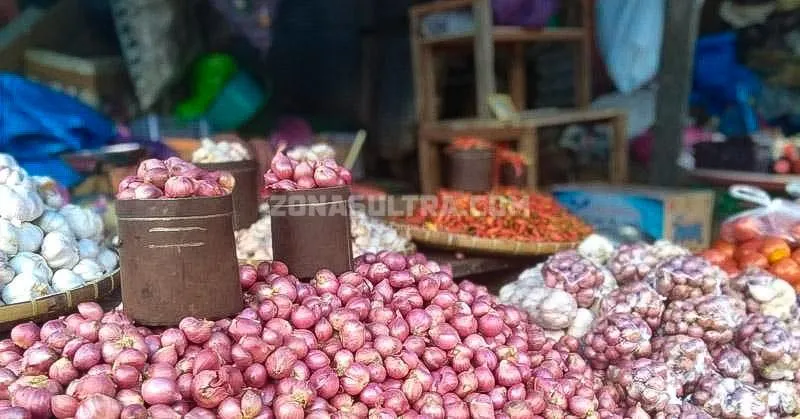Usai Lebaran Harga Cabe Normal, Sejumlah Sembako Naik